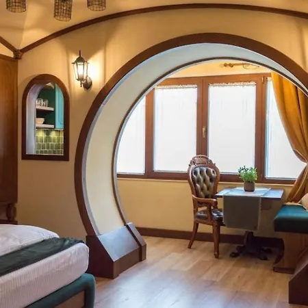 Rolling Hills Resident Apartman